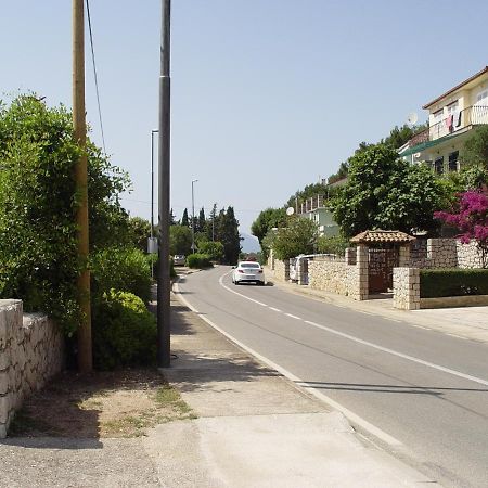 Apartments Losinj マリ・ロシニュ エクステリア 写真