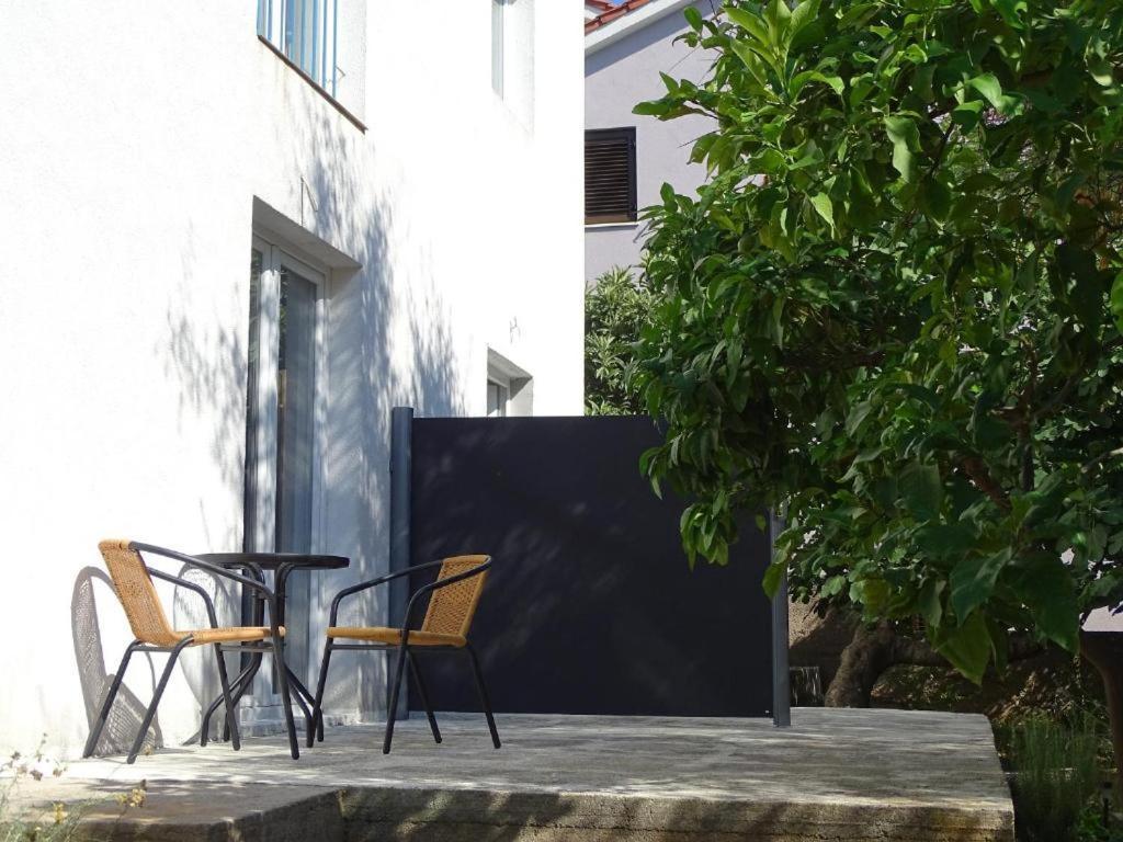 Apartments Losinj マリ・ロシニュ エクステリア 写真