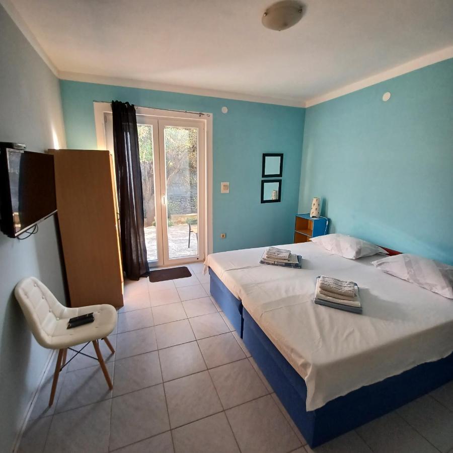 Apartments Losinj マリ・ロシニュ エクステリア 写真