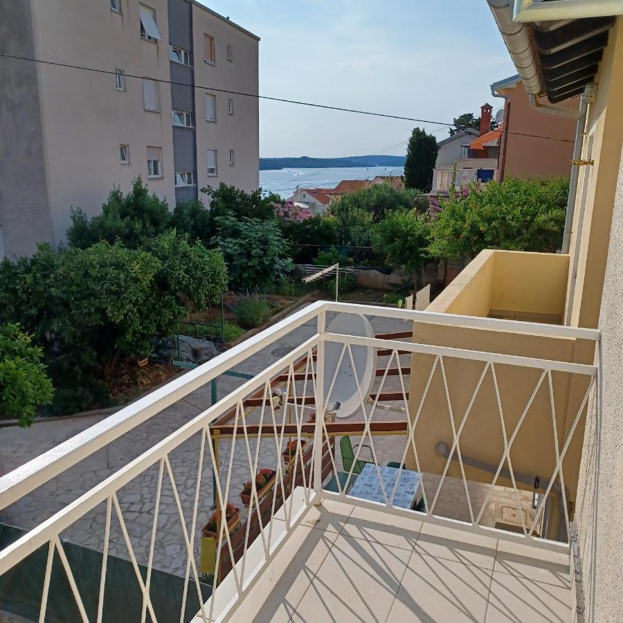 Apartments Losinj マリ・ロシニュ エクステリア 写真