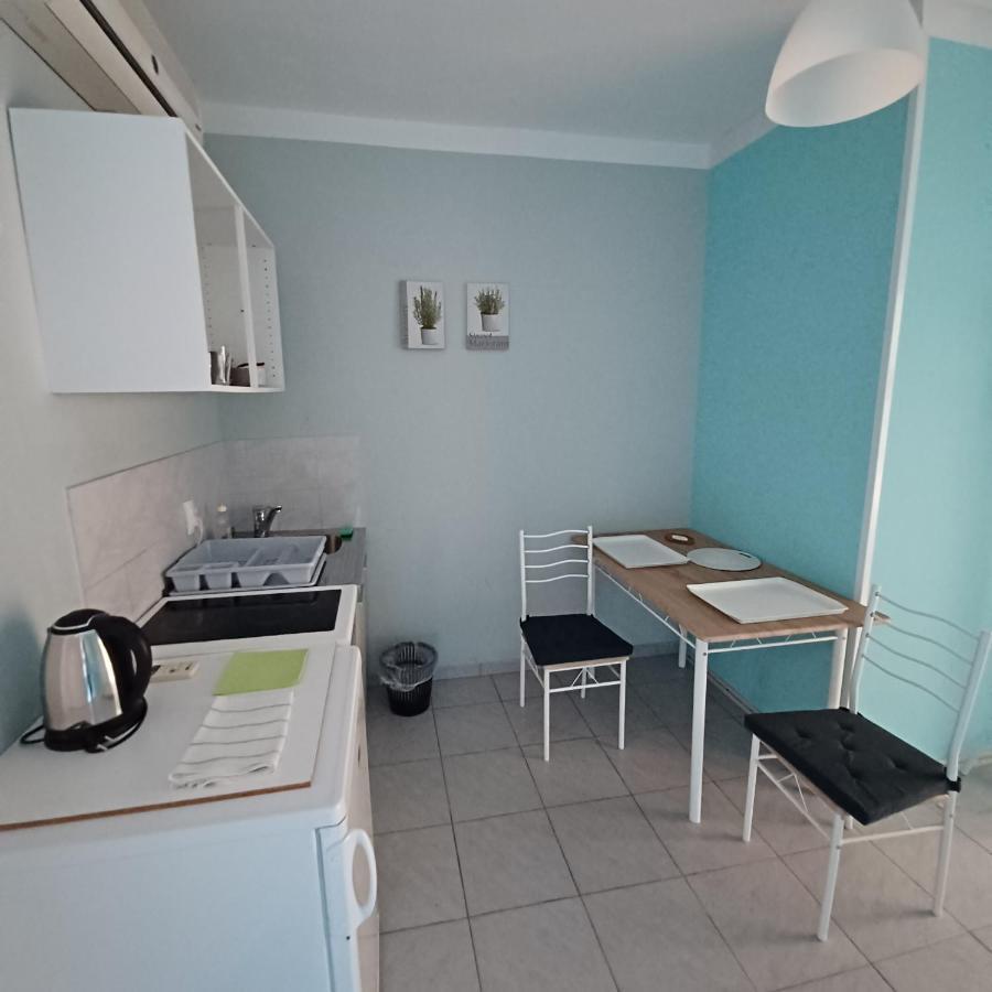 Apartments Losinj マリ・ロシニュ エクステリア 写真