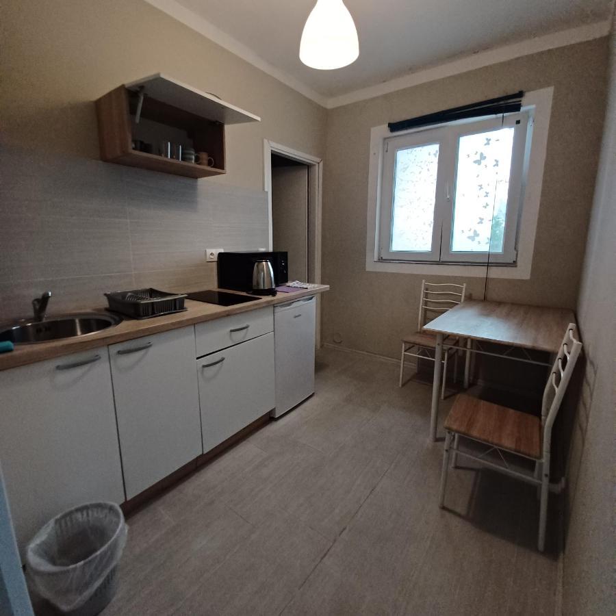 Apartments Losinj マリ・ロシニュ エクステリア 写真