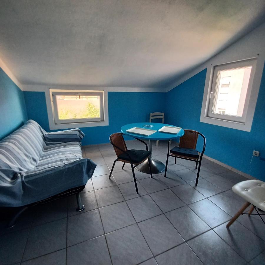 Apartments Losinj マリ・ロシニュ エクステリア 写真