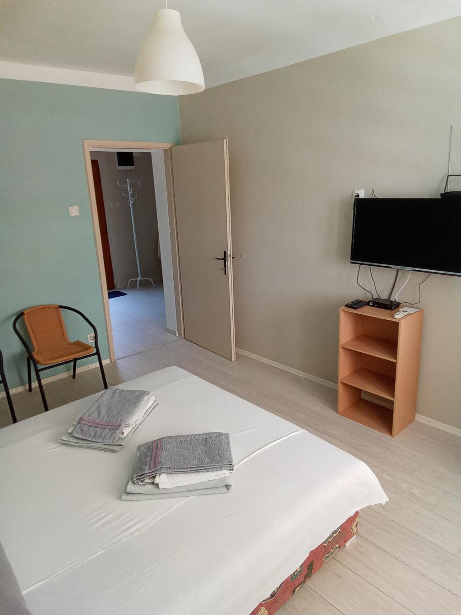 Apartments Losinj マリ・ロシニュ エクステリア 写真